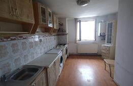 Apartament 2 camere,decomandat, 48mp, parcare, central, oras Nasaud