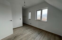 Casa noua 110mp cu curte