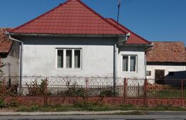 Casa de vanzare 90mp,teren 2300mp