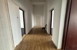 Spatiu comercial 70mp - Central