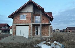 Casa zona rezidentiala, 200mp, Beclean