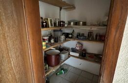 Casa in zona centrala cu 2 garaje