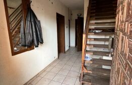 Casa in zona centrala cu 2 garaje