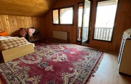 Casa in zona centrala cu 2 garaje