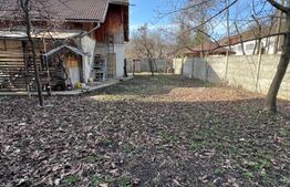 Casa in zona centrala cu 2 garaje