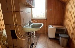 Casa in zona centrala cu 2 garaje