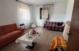 Casa in zona centrala cu 2 garaje