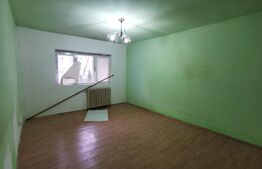 Apartament de 3 camere, 70 mp utili, parter, zona Han