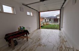 Casa modernă cu 5 camere și 10 ari de teren, Unirea