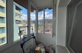 Apartament 3 camere, 75mp, zona C.R.Vivu