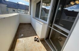 Apartament 3 camere, 75mp, zona C.R.Vivu