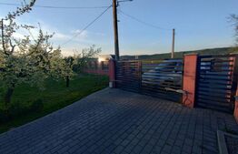 Casa 130 mp+50 ari teren, zona Beclean