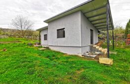 Casa, 2 camere, 80mp, zona Dealul Jelnei