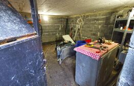 Casa, 2 camere, 80mp, zona Dealul Jelnei