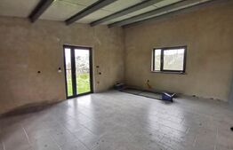 Casa, 2 camere, 80mp, zona Dealul Jelnei