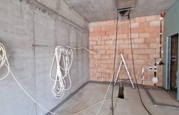 Spatiu comercial 133 mp, centura