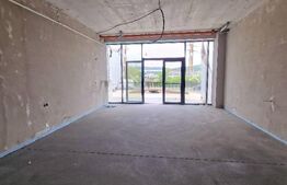 Spatiu comercial 133 mp, centura