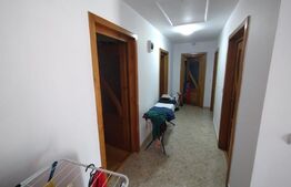 Casa 5 camere,3 bai,150mp,decomandata,P+M,2 garaje,12 km de Bistrita