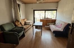 Casa in zona centrala cu 2 garaje