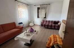 Casa in zona centrala cu 2 garaje