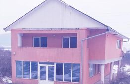 Casa -Cladire in apropire de Luk Oil, DN17 la 10 km de Bistrita