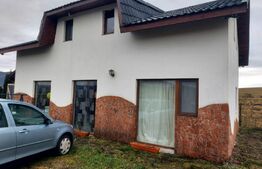 Casă 6 camere, 200mp, 4800mp teren, Galații Bistriței