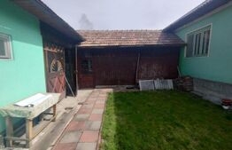 Casa 90 mp,+anexe+1000 mp de teren,Valea Bargaului,18 km distanta de Bistrita!!