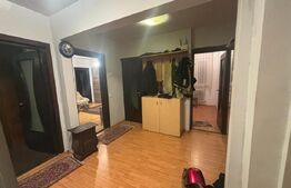 Apartament 4 camere, 85 mp, decomandat, zona Centrala