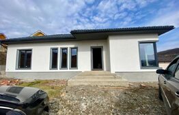 Casă Individuală de vânzare, 114 mp, 500 teren, zona Valea Rusului