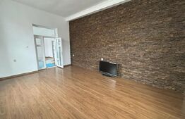 Casa de vanzare in centru orasului ideal ca si spatiu comercial