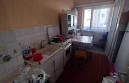 Apartament 2 camere, 47 mp, etaj 2,zona Andrei Muresanu
