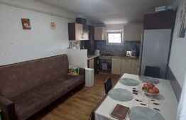 Apartament 2 camere, zona Decebal , cu scara interioara
