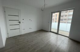 Apartament de 3 camere, finisat lux. 94mp. Zona ISU