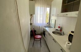 Apartament cu doua camere, semidecomandat