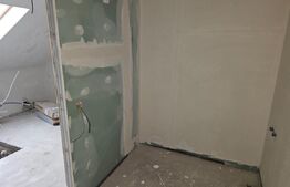 Apartament 4 camere, 115 mp, decomandat, zona Central