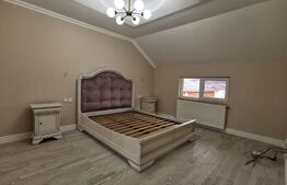 Casa modernă cu 5 camere și 10 ari de teren, Unirea