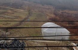 Casa la 6 km de Bistrita cu 25 ari de pamant