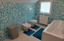 Casa in zona linistita, 4 camere, 142 mp utili, Exterior Vest