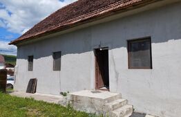 Casa 3 camere, de 110 mp, zona linistita, la 7 km de Bistrita