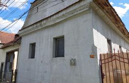 Casa 3 camere, de 110 mp, zona linistita, la 7 km de Bistrita