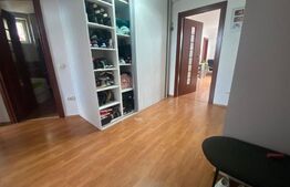 Apartament de 3 camere, 99 mp, decomandat, Calea Moldovei