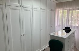 Apartament de lux, 3 camere,2 bai,105 mp ,decomandat,etaj2, Central,2 parcari