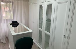 Apartament de lux, 3 camere,2 bai,105 mp ,decomandat,etaj2, Central,2 parcari