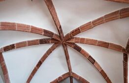 Casa Ion Zidaru, monument istoric, 597 mp utili, zona Centrala 