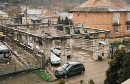 Casa cu 4 apartamente de vanzare cu peste 100mp utili!