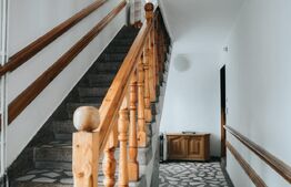 Casa cu 4 apartamente de vanzare cu peste 100mp utili!