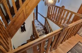 Casa de vânzare cu potențial comercial într-o zonă deosebită