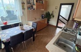 Casa cu două apartamente și garaj în zona 0 a Bistriței - 240mp utili 734mpTEREN