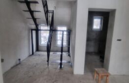 Casa de 3 dormitoare in zona rurala. 15km de oras. 