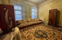 Casa de vanzare, 100 mp utili, zona Central